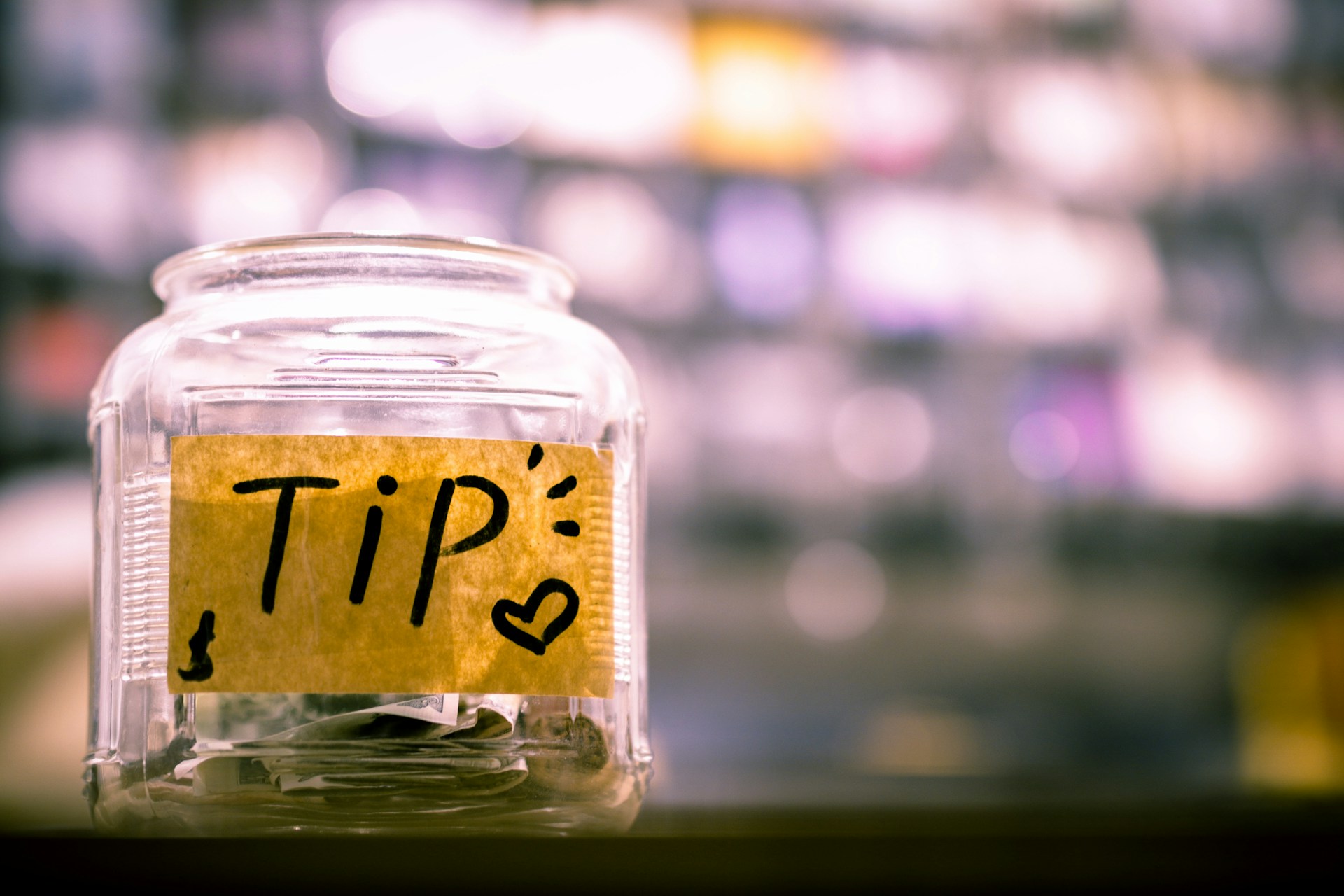 tipping in bali