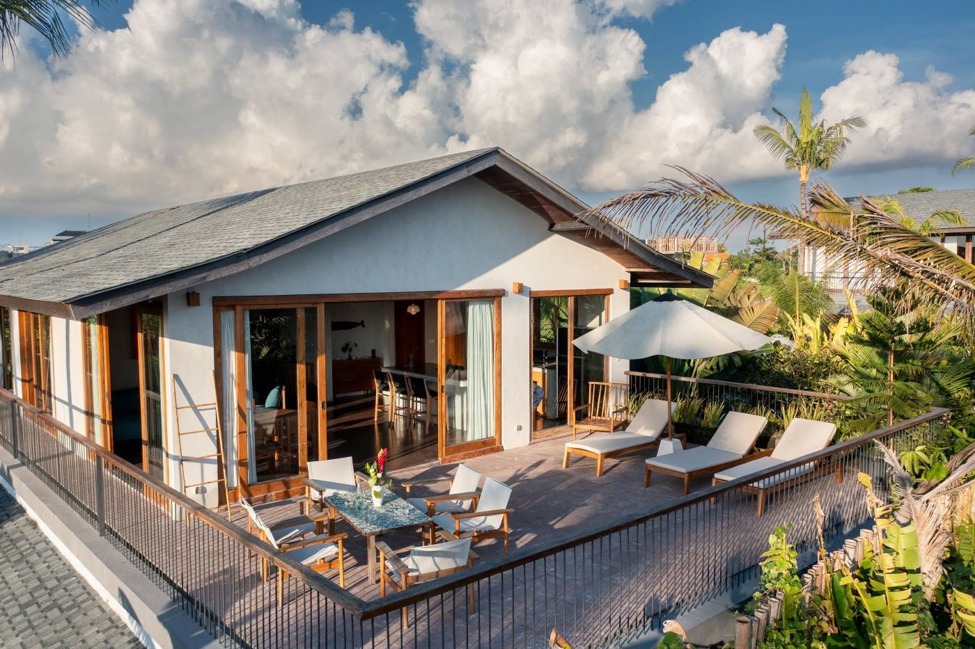 Bali-luxury-apartment-Masmara-Resort.jpg